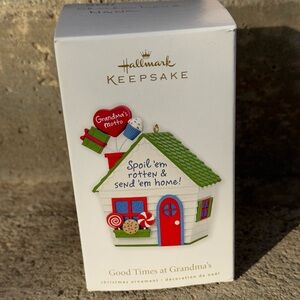 Good Times at Grandmas Hallmark‎ Ornament